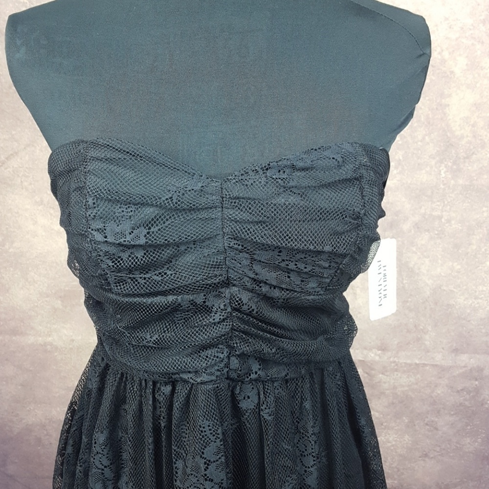 NWT Forever 21 Sleeveless Dress - Size M - Picture 3 of 5